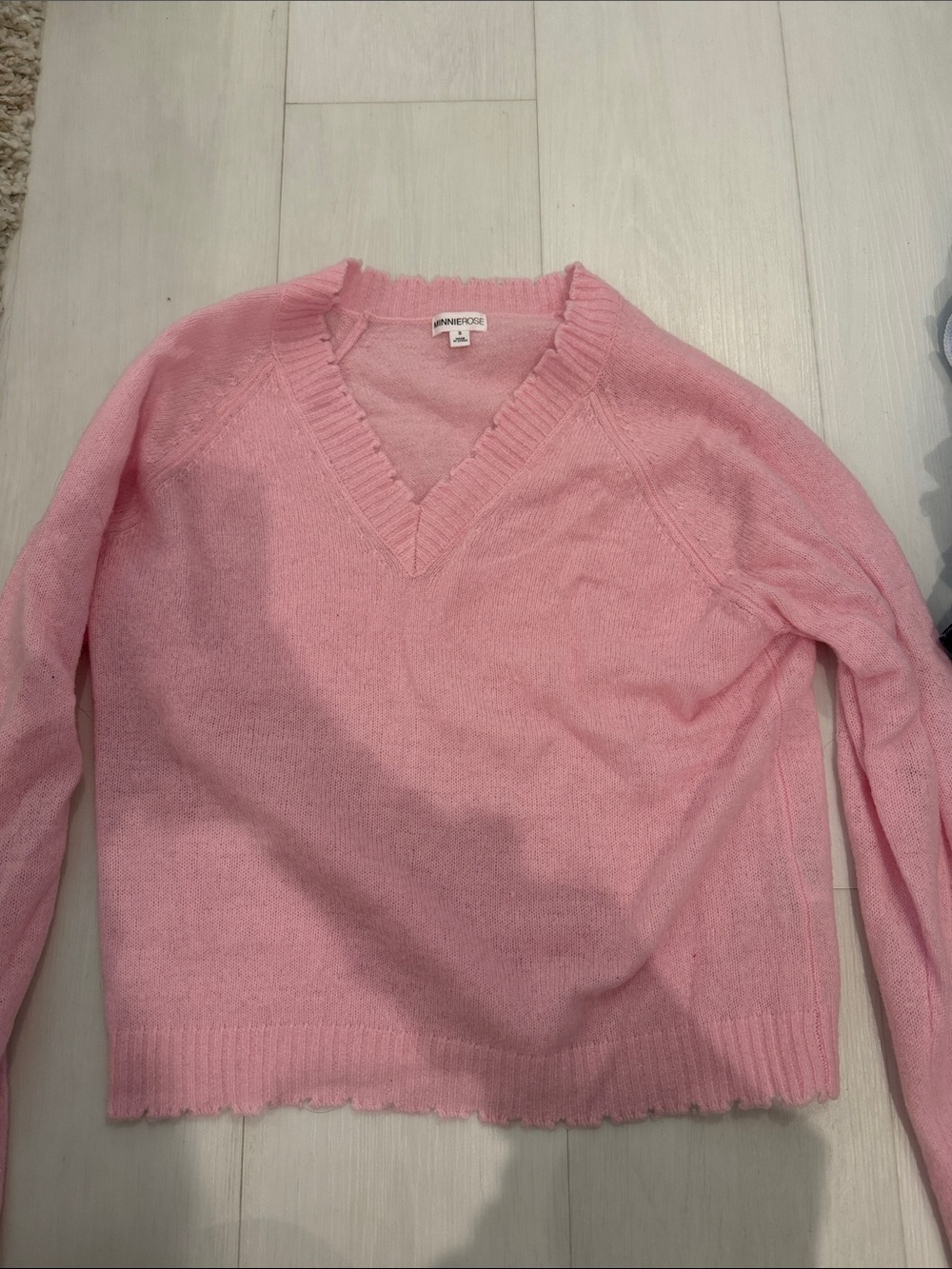 Minnerose Kashmir Pastel Pink V-Neck Sweater